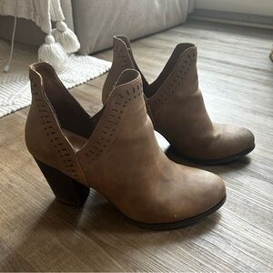 Call it spring ankle boots - western style- Brown - Size 10